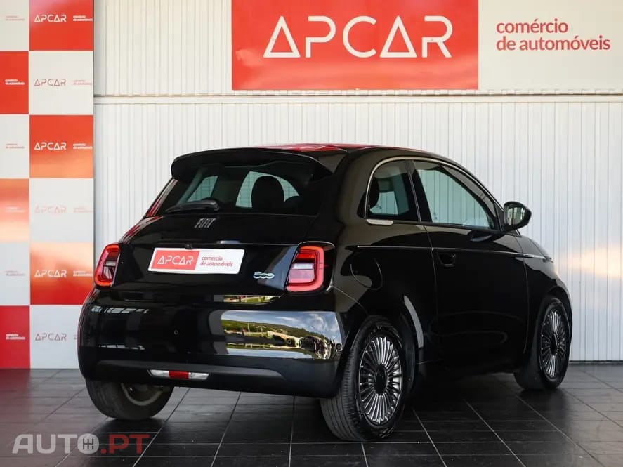 Fiat 500e 42 kWh Icon