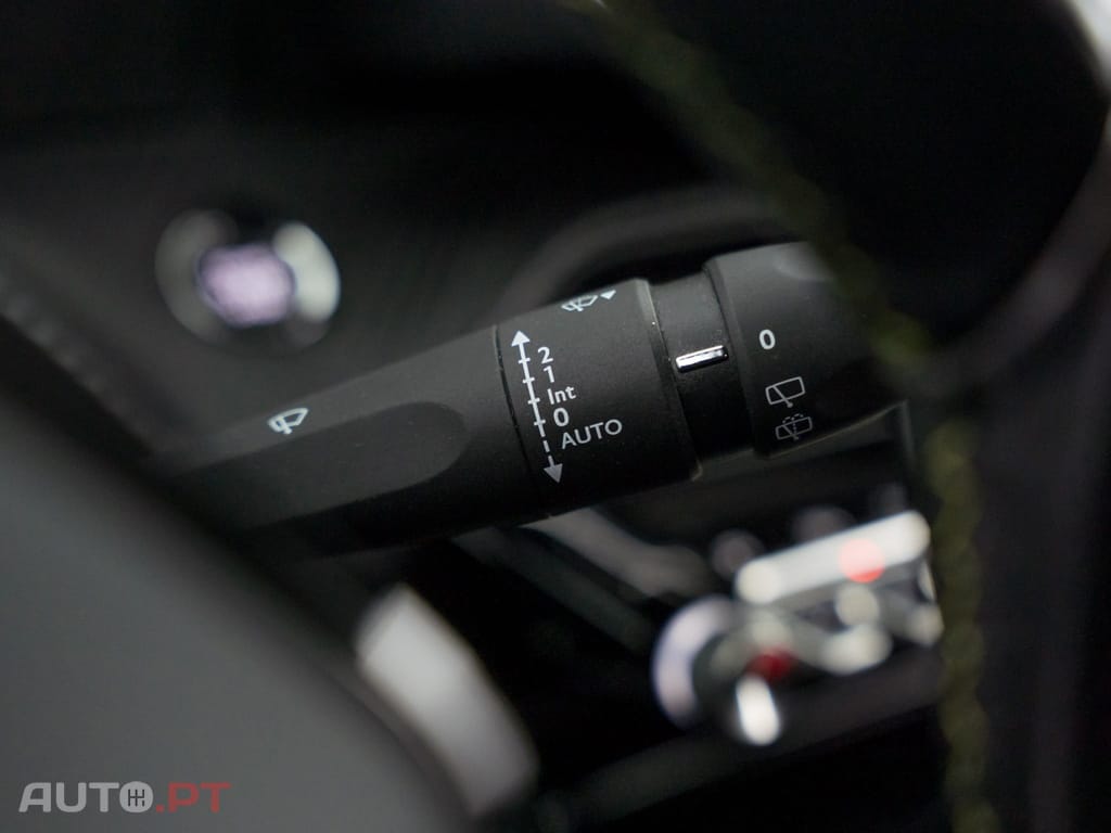 Peugeot E-2008 50 kWh GT