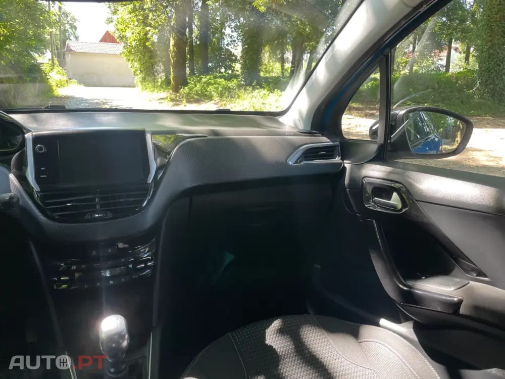 Peugeot 208 1.6 BlueHDi Allure