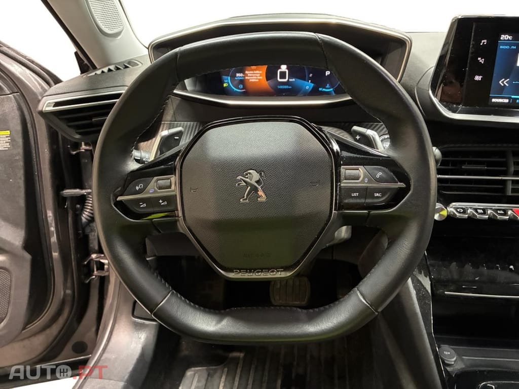 Peugeot 2008 1.5 BlueHDi Allure Pack EAT8