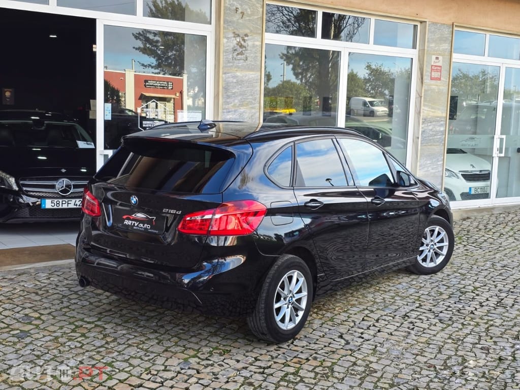 BMW 216 d Sport Line
