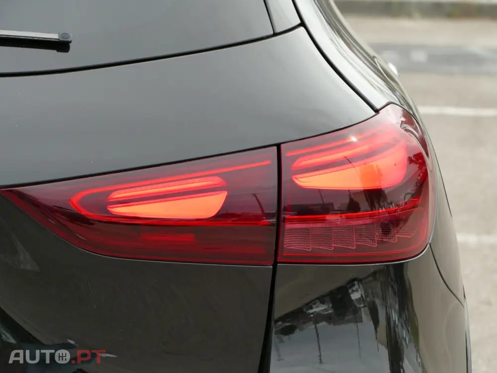 Mercedes-Benz GLA 250 e AMG Line