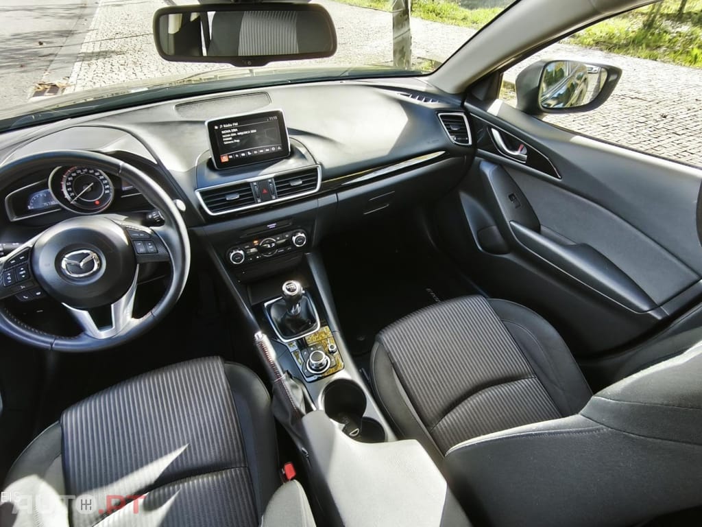 Mazda 3 1.5 Sky-G Evolve