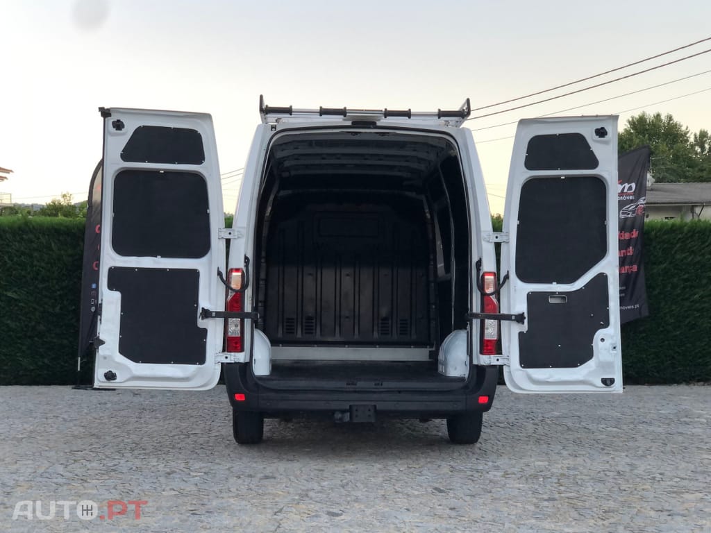 Renault Master Master 2.3 Dci 130 CV L2H2 GPS IVA Dedutível
