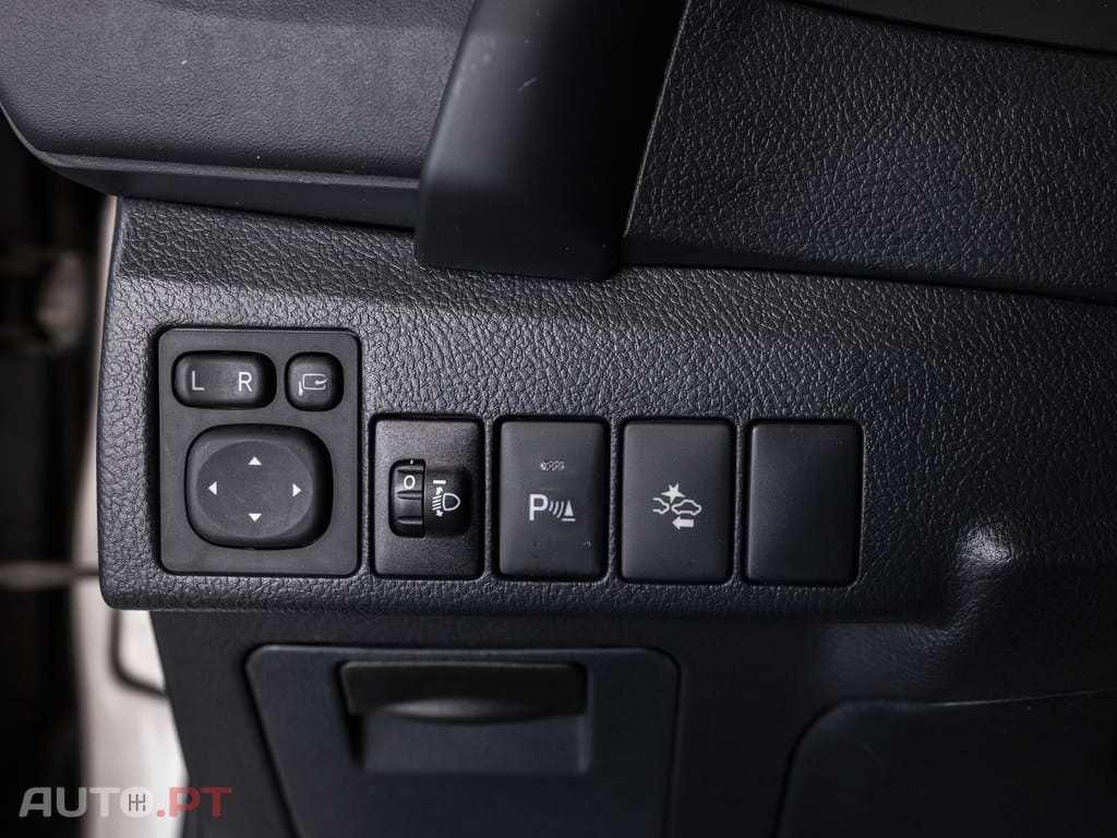 Toyota Auris Touring Sports 1.8 HSD Sport+Navi