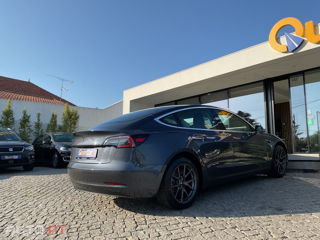 Tesla Model 3 Standard RWD Plus