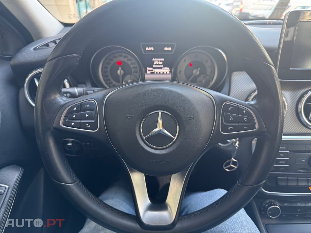 Mercedes-Benz GLA 180 d