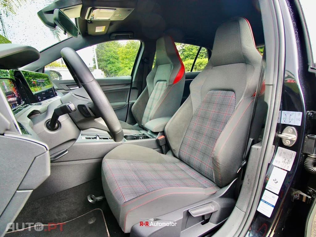 Volkswagen Golf 2.0 TSI GTI DSG Performance