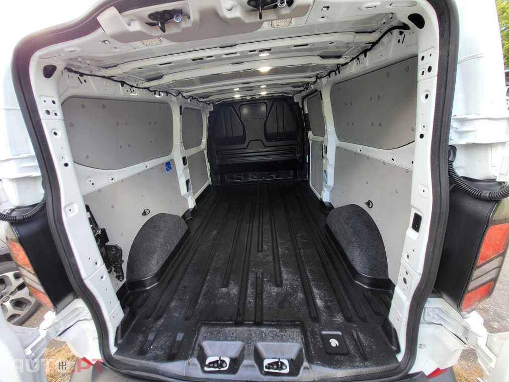 Ford Transit Custom 320 L2 2.0 EcoBlue Trend