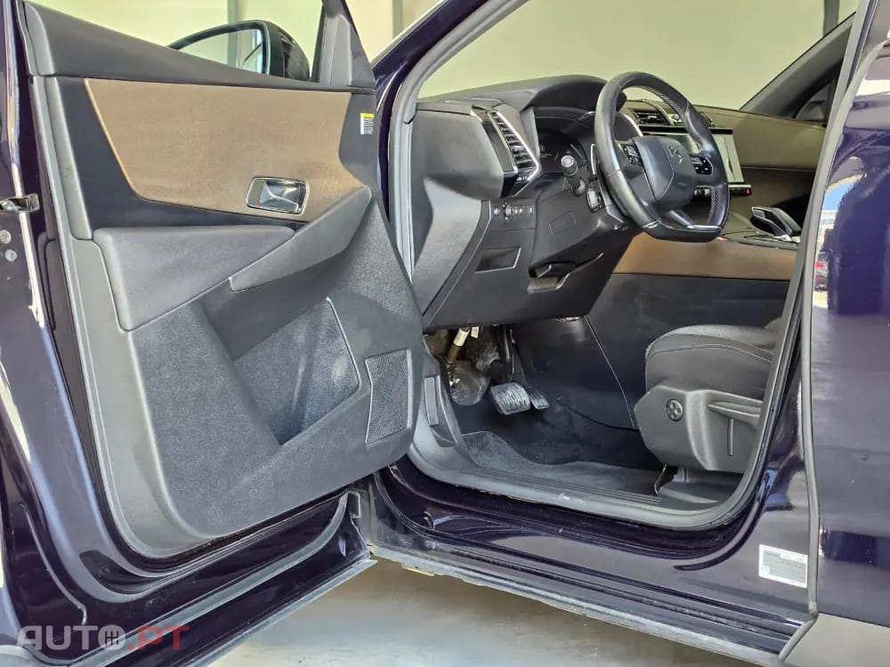 DS DS7 Crossback E-Tense Bastille+ EAT8