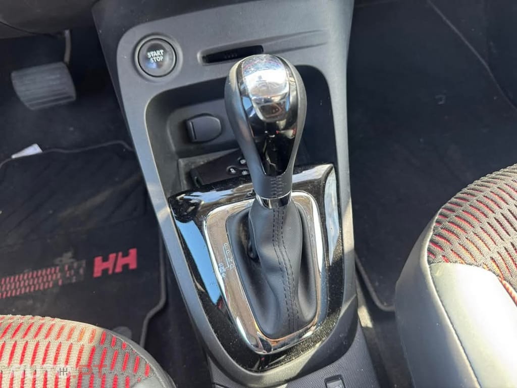 Renault Captur 1.2 TCe Exclusive EDC