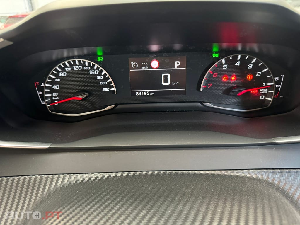 Peugeot 2008 1.2 PureTech Active EAT8