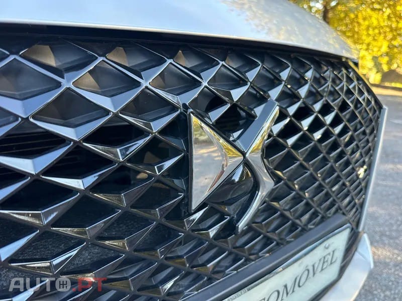 DS DS4 E-Tense Performance Line EAT8
