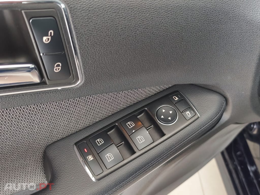 Mercedes-Benz E 250 CDi Avantgarde BlueEfficiency Auto.