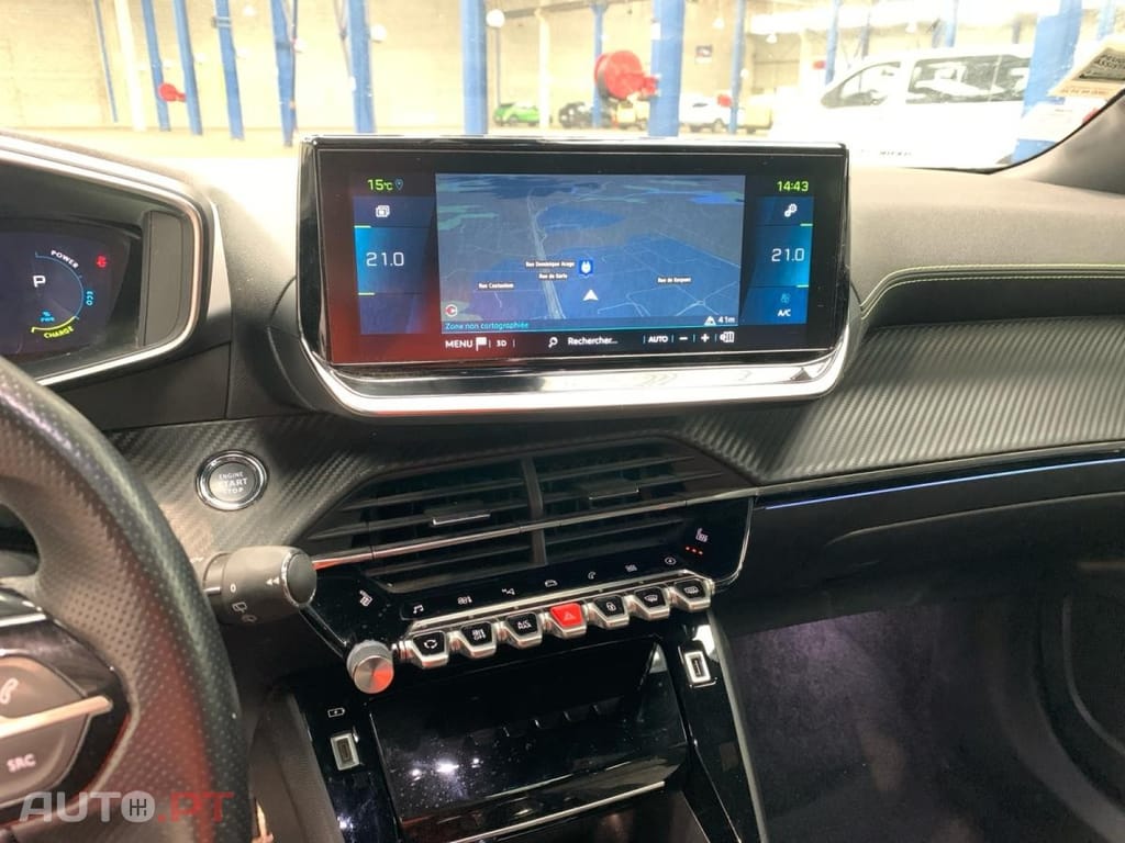 Peugeot E-2008 50 kWh GT