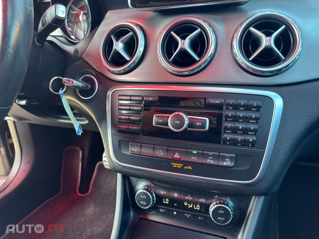 Mercedes-Benz GLA 220 CDi AMG Line