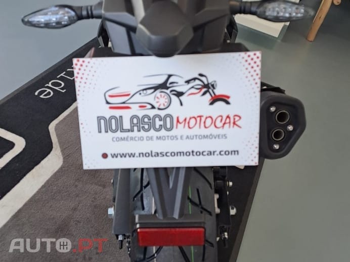 Mitt 125 GP CARBON