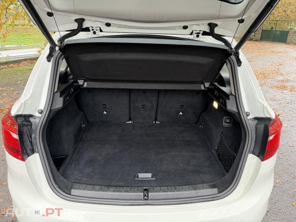 BMW 216 d Advantage Auto