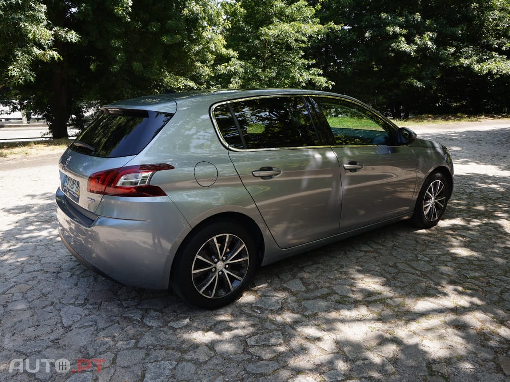 Peugeot 308 Allure 1.6 HDI 120cv
