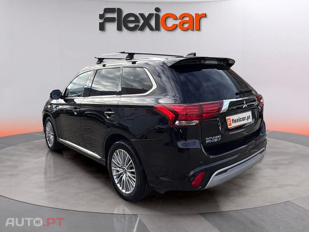 Mitsubishi Outlander 2.4 Intense