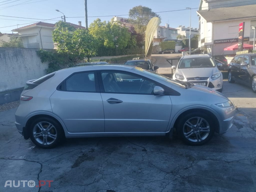 Honda Civic 1.4 i-VTEC Sport Edition