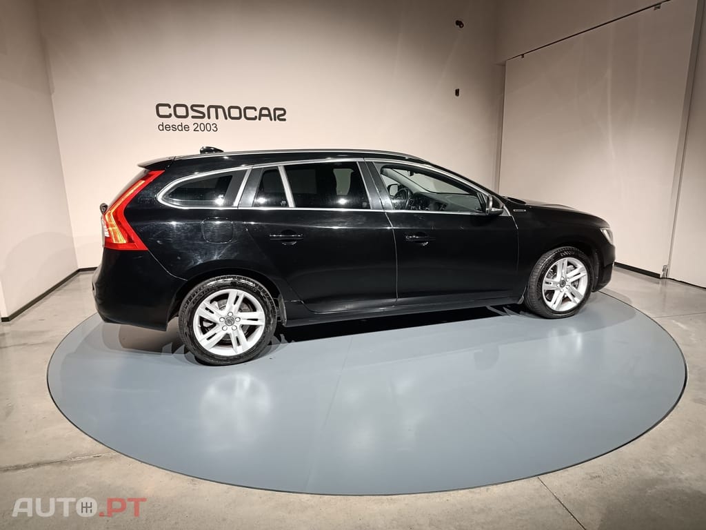 Volvo V60 2.4 D D6 Twin Engine Hibrid plug-in