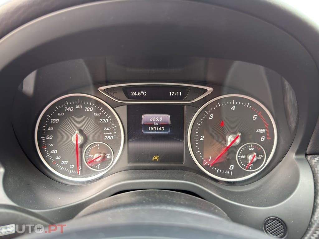 Mercedes-Benz GLA 180 (CDI) d