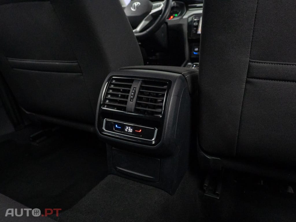 Volkswagen Passat Variant 2.0 TDI Business DSG