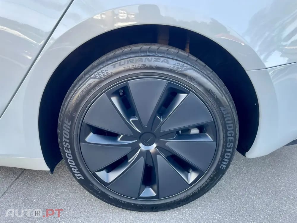 Tesla Model 3 Tração Traseira Premium
