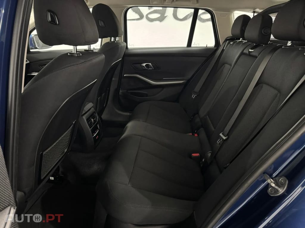 BMW 318 d Touring Advantage