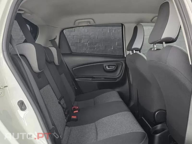 Toyota Yaris 1.5 HSD 20 Anos