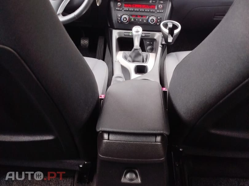 BMW X1 18 d xDrive xLine