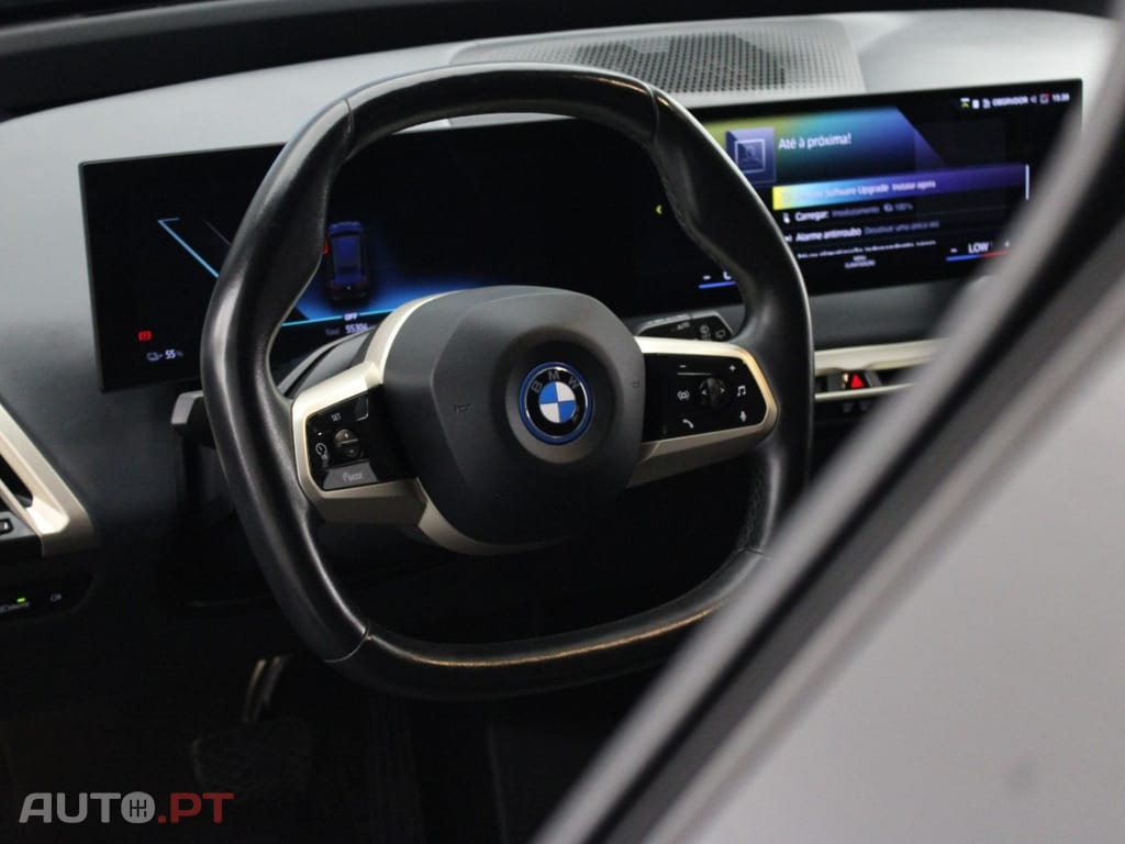 BMW iX XDRIVE 40 PACK I.V.A DEDUTÍVEL