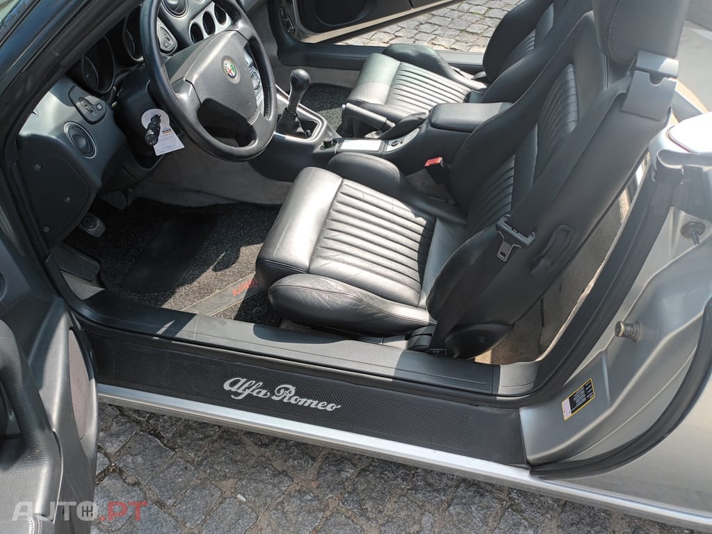 Alfa Romeo Spider 2.0 twin spark