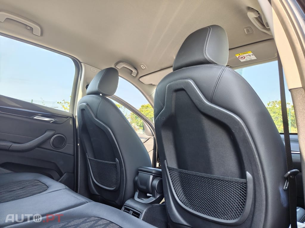 BMW X1 25 e xDrive xLine