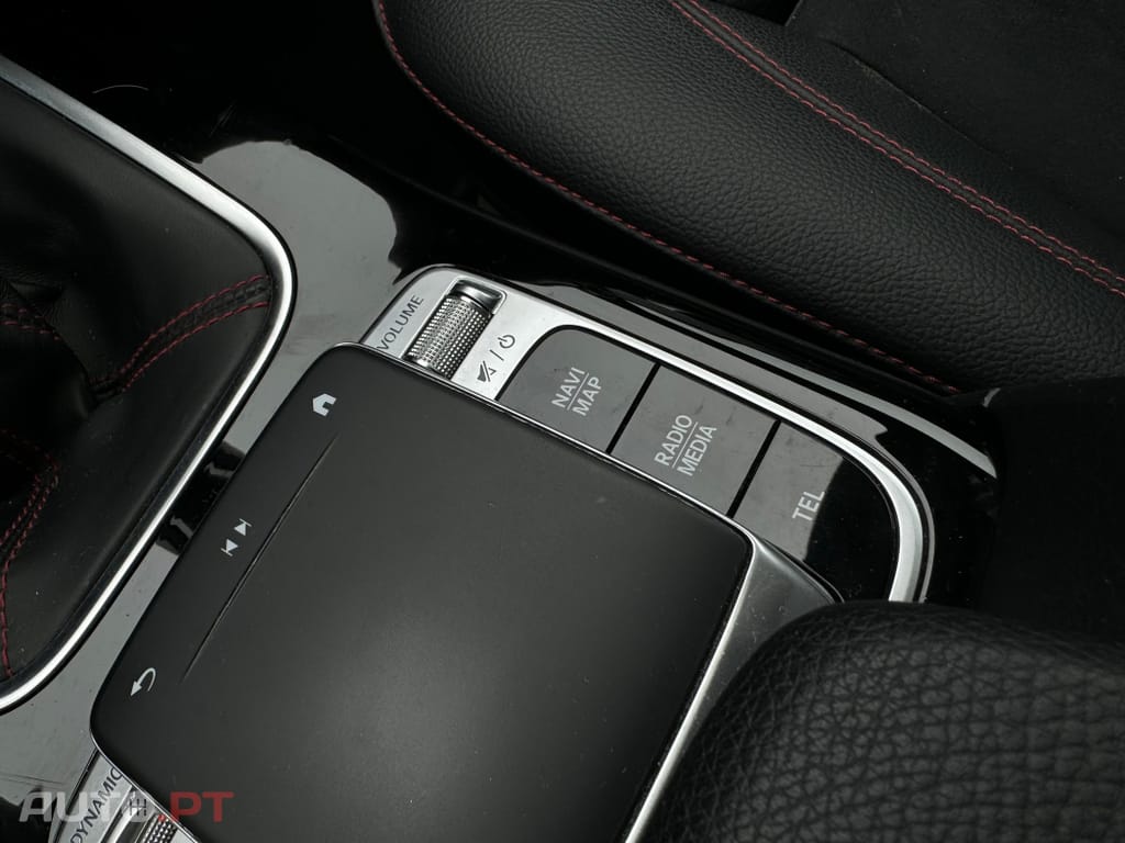 Mercedes-Benz CLA 180 d Shooting Brake AMG Line