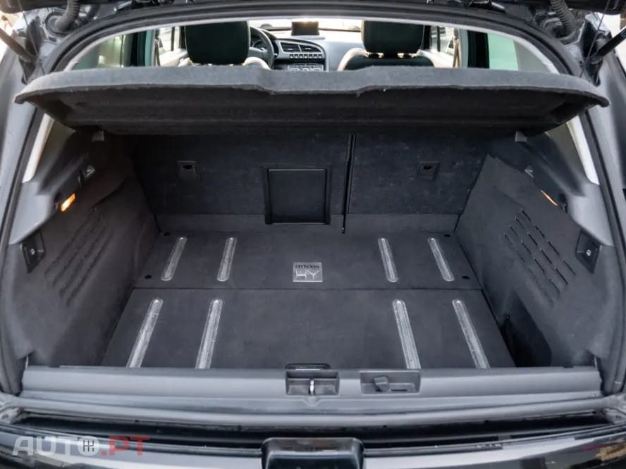 Peugeot 3008 2.0 HDi Hybrid4