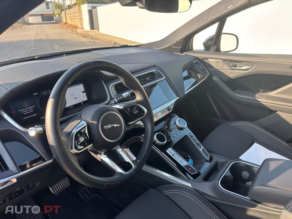 Jaguar I-Pace EV400 R-Dynamic HSE AWD