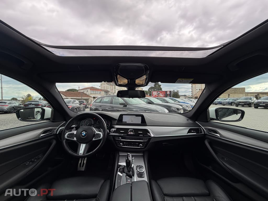 BMW 520 d Pack Desportivo M Auto