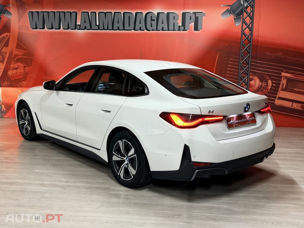 BMW i4 eDrive35