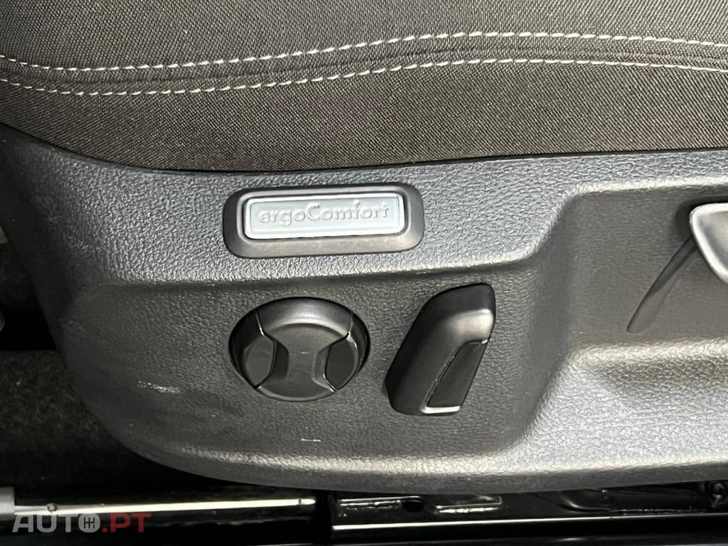 Volkswagen Passat 2.0 TDI 150cv Business DSG Variant