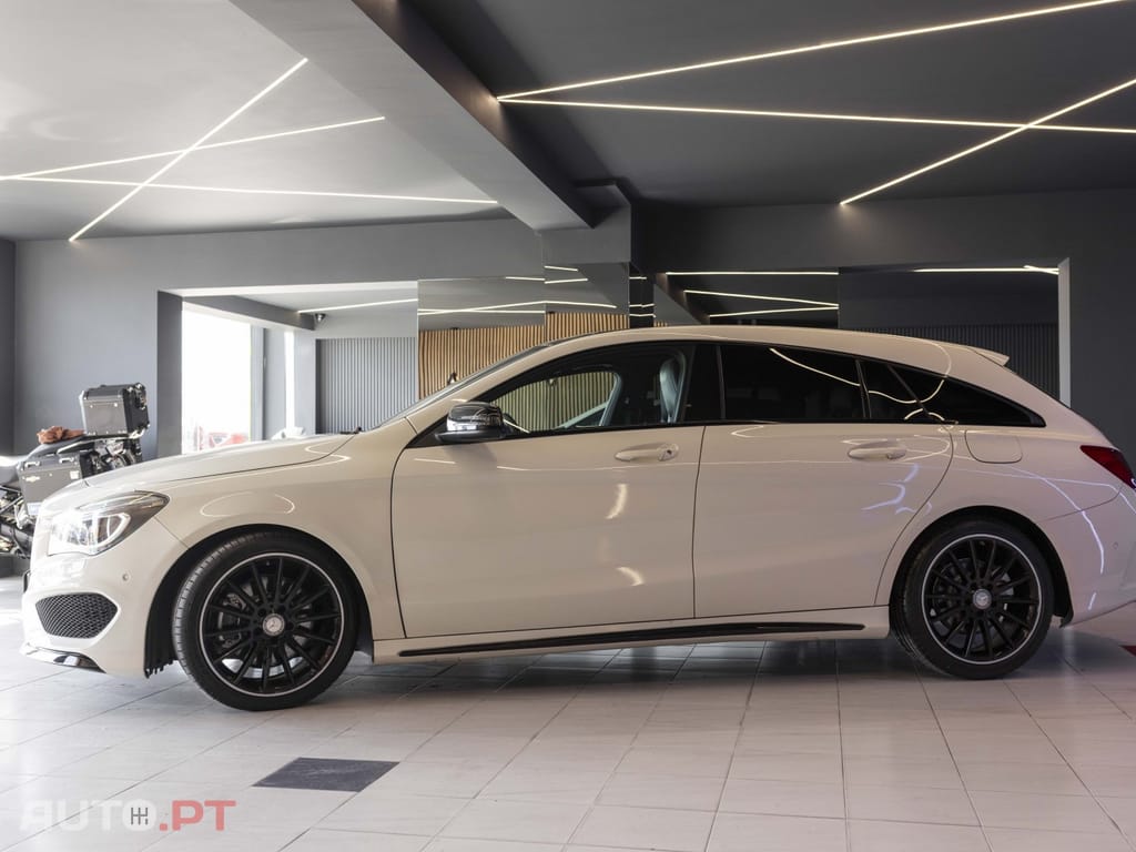 Mercedes-Benz CLA 220 d Shooting Brake AMG Line Aut.