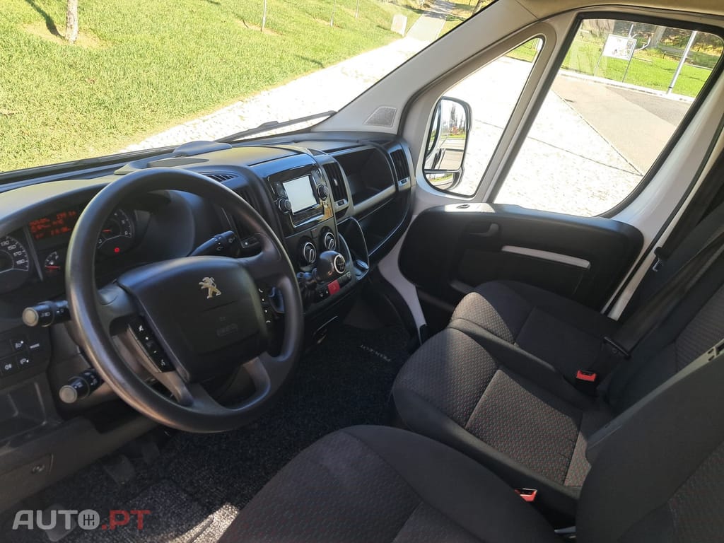 Peugeot Boxer 2.2 BlueHDi 435 L4H2 Premium