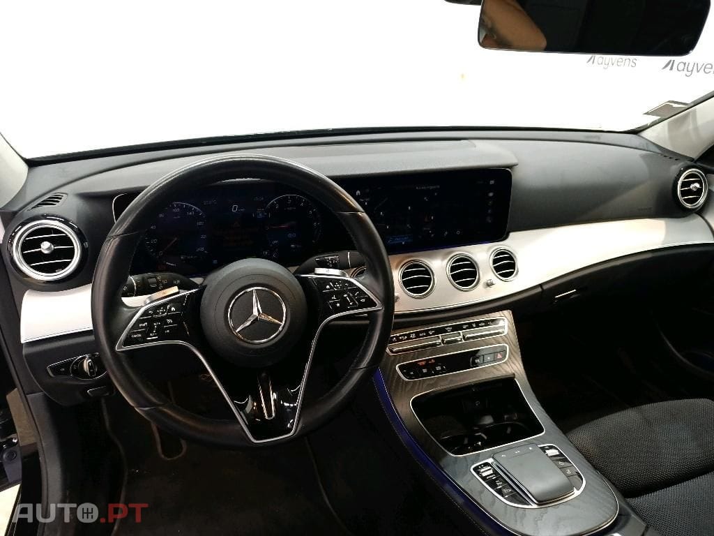 Mercedes-Benz E 300 de Avantgarde