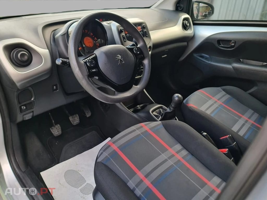 Peugeot 108 1.0 VTi STYLE