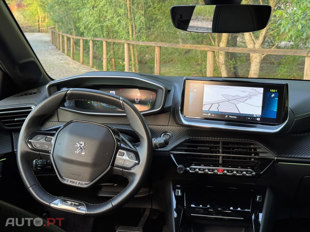 Peugeot E-208 50 kWh GT Line