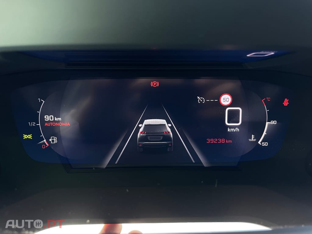 Peugeot 2008 1.2 PureTech Allure Pack