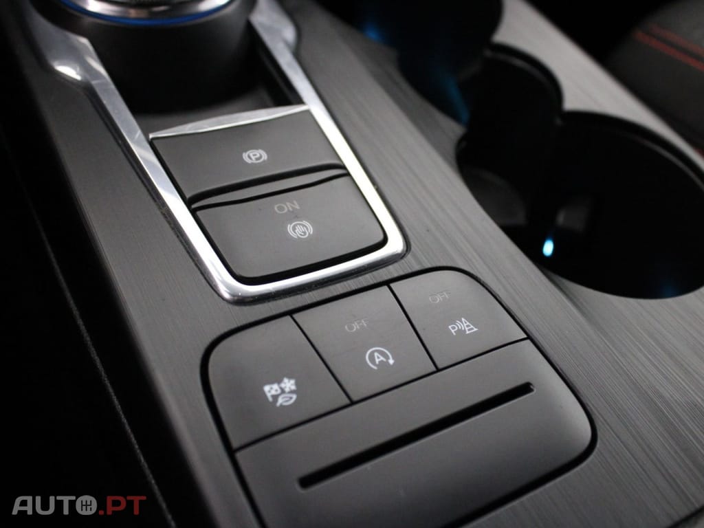 Ford Kuga 1.5 TDCI ECOBLUE TITANIUM I.V.A DEDUTÍVEL