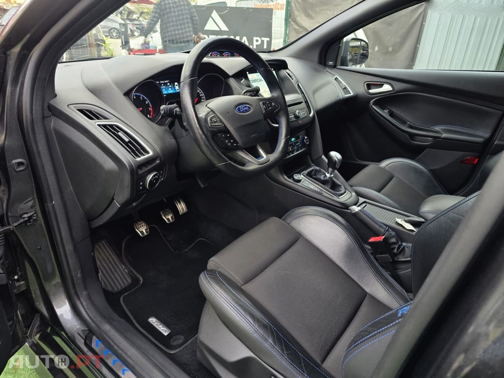 Ford Focus 2.3 EcoBoost RS Pack Performance