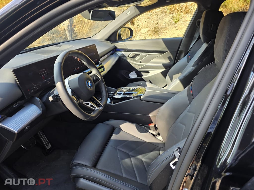 BMW 530 e Pack Desportivo M